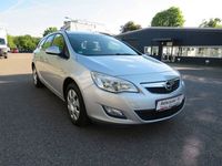 Gebraucht Opel Astra Selection 101 PS (74 kW) 2011 Silber Kombi