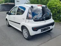Gebraucht Citroën C1 SELECTION 68 PS (50 kW) 2013 Weiß Kleinwagen