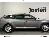 Gebraucht Skoda Superb Style 150 PS (110 kW) 2024 Grau Kombi