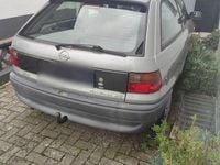Second-hand Opel Astra 101 CP (74 kW) 1995 Gri Berlinǎ