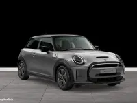 Gebraucht Mini Cooper SE Hatch 135 kW (184 PS) 2022 Moonwalk grey Kleinwagen