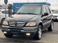 Gebraucht Mercedes ML320 218 PS (160 kW) 2001 Blau SUV