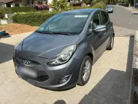 Gebraucht Hyundai ix20 116 PS (85 kW) 2013 Grau Kleinwagen