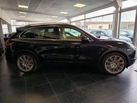 Gebraucht Porsche Cayenne Turbo 500 PS (367 kW) 2012 Tiefschwarz SUV