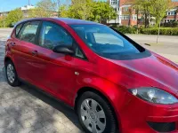 Second-hand Seat Altea 102 CP (75 kW) 2006 Roșu Monovolum