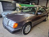 Second-hand Mercedes E220 150 CP (110 kW) 1992 Maro Coupe