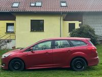 Second-hand Ford Focus Titanium 120 CP (88 kW) 2015 Roșu Break