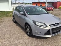 gebraucht Ford Focus 1,6TDCi 85kW Titanium