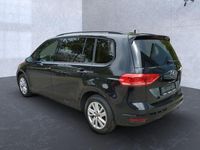 Gebraucht VW Touran Comfortline 150 PS (110 kW) 2023 Schwarz Van / Kleinbus
