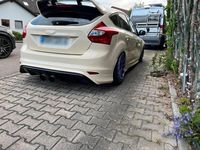 Gebraucht Ford Focus ST 250 PS (183 kW) 2013 Schwarz Limousine