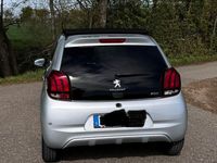 Gebraucht Peugeot 108 69 PS (50 kW) 2015 Silber Kleinwagen
