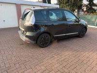 Gebraucht Renault Scénic III Bose Edition 132 PS (97 kW) 2014 Schwarz Van / Kleinbus