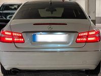 Usata Mercedes E250 Elegance 209 CV (153 kW) 2010 Bianco Coupé