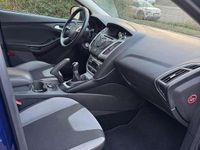 Gebraucht Ford Focus Trend 101 PS (74 kW) 2014 Blau Limousine