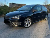 Używany Ford Focus ST 224 KM (164 kW) 2007 Czarny Sedan/Limuzyna