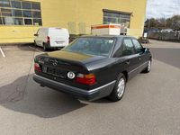 Gebraucht Mercedes E320 220 PS (161 kW) 1993 Schwarz Limousine