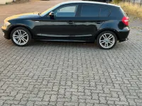Gebraucht BMW 116 122 PS (89 kW) 2010 Schwarz Kleinwagen