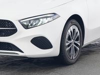 Gebraucht Mercedes A250 Advanced 163 PS (119 kW) 2024 Unilack polarweiss Limousine