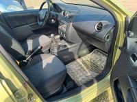 Gebraucht Ford Fiesta 69 PS (50 kW) 2005 Grün Limousine