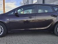 Gebraucht Opel Astra Design Edition 110 PS (80 kW) 2012 Braun Limousine