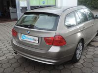 gebraucht BMW 320 i Touring Aut.