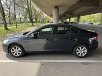 Gebraucht Volvo S60 Kinetic 136 PS (100 kW) 2013 Grau Limousine