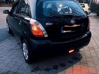 Gebraucht Kia Rio 100 PS (73 kW) 2009 Schwarz Limousine