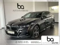 Gebraucht BMW 540 M Sport 303 PS (222 kW) 2024 Sophistograu met. Kombi