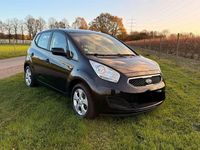 Gebraucht Kia Venga 90 PS (66 kW) 2012 Schwarz Kleinwagen