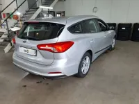Usado Ford Focus Cool & Connect 120 CV (88 kW) 2020 Plateado Familiar