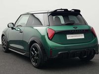 Gebraucht Mini John Cooper Works 204 PS (150 kW) 2024 British racing green iv metall Kleinwagen