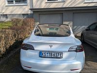 Gebraucht Tesla Model 3 Standard Range Plus 239 kW (325 PS) 2021 Weiß Limousine
