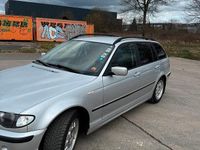 Gebraucht BMW 318 143 PS (105 kW) 2002 Grau Kombi