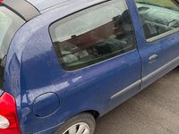 Gebraucht Renault Clio II 58 PS (42 kW) 2007 Blau Kleinwagen