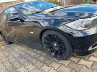 Gebraucht BMW 318 143 PS (105 kW) 2008 Schwarz Kombi