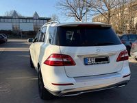 Gebraucht Mercedes ML250 204 PS (150 kW) 2013 Weiß SUV