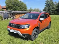 Używany Dacia Duster Extreme 101 KM (74 kW) 2022 Pomarańczowy SUV