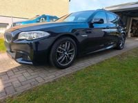 Gebraucht BMW 530 245 PS (180 kW) 2011 Schwarz Kombi