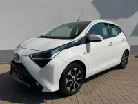 Gebraucht Toyota Aygo X-play 72 PS (52 kW) 2020 Weiß Kleinwagen