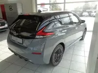 Gebraucht Nissan Leaf 360º 110 kW (150 PS) 2024 Grau Kleinwagen