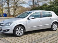 Gebraucht Opel Astra 90 PS (66 kW) 2009 Silber Kleinwagen
