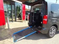 Neu Toyota Proace Verso 177 PS (130 kW) 2025 Grau Kombi