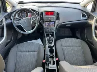 Gebraucht Opel Astra Innovation 101 PS (74 kW) 2011 Grau Limousine