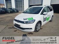Gebraucht VW Touran Highline 150 PS (110 kW) 2020 Pure white Van / Kleinbus