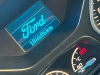 Gebraucht Ford Focus 110 PS (80 kW) 2014 Schwarz Limousine