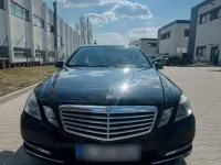 Second-hand Mercedes E220 170 CP (125 kW) 2011 Negru Berlinǎ