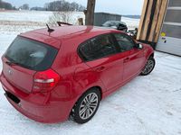 Gebraucht BMW 118 142 PS (104 kW) 2009 Rot Kleinwagen