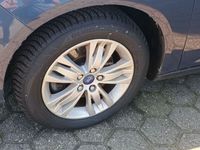 Gebraucht Ford Focus Trend 105 PS (77 kW) 2011 Grau Limousine