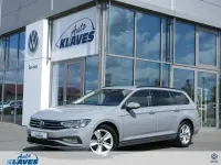 Gebraucht VW Passat 150 PS (110 kW) 2023 Grau Kombi