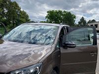 Gebraucht VW Touran 116 PS (85 kW) 2012 Braun Van / Kleinbus